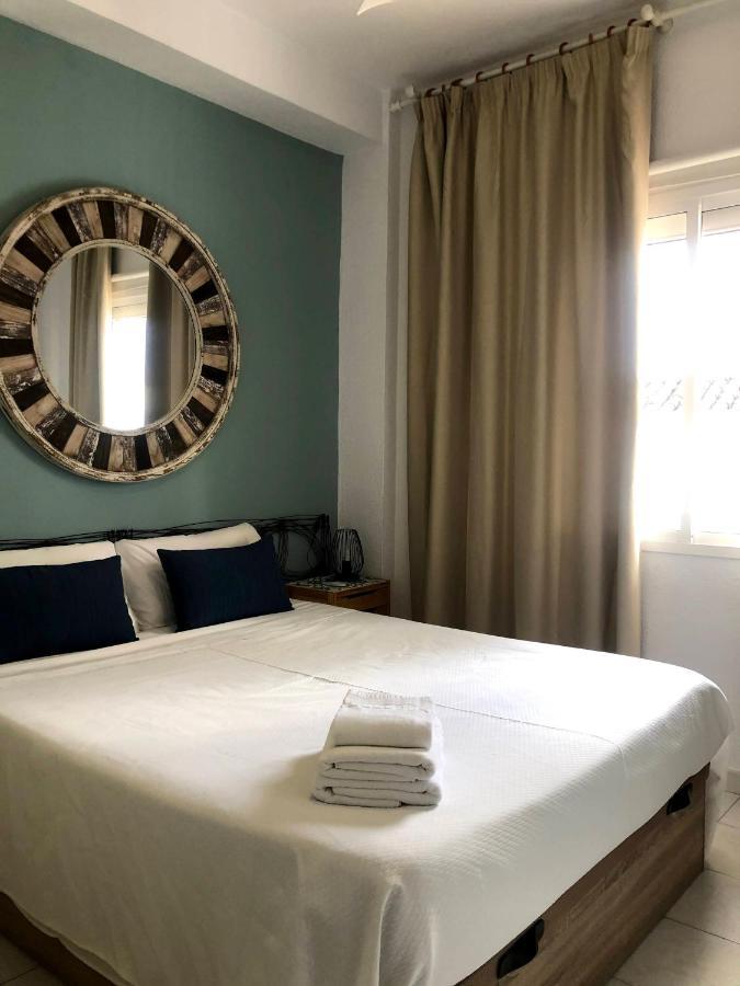 Apartamentos Playa Bajondillo ตอร์เรโมลิโนส ภายนอก รูปภาพ