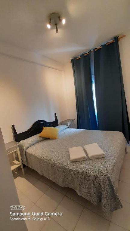 Apartamentos Playa Bajondillo ตอร์เรโมลิโนส ภายนอก รูปภาพ